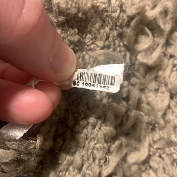 Free People tan sweater with frayed edges, fringe & frayed accents - Size XS - Picture 4 of 4